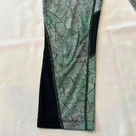 Nike Dri- FIT Leggings - Picture 10 of 16